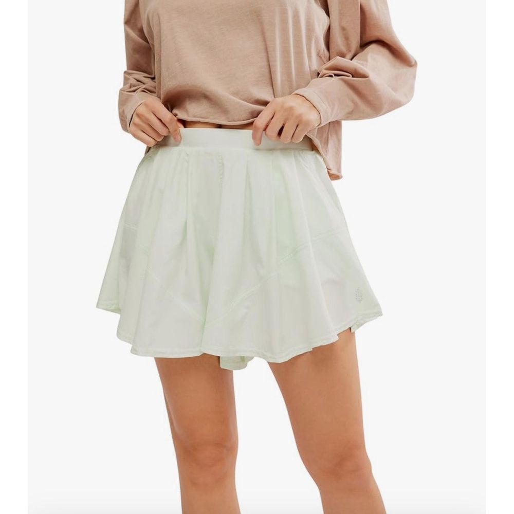 Free People Center Court Short High Rise NWOT Aqua Glass Flowy‎ Tennis Sz Small